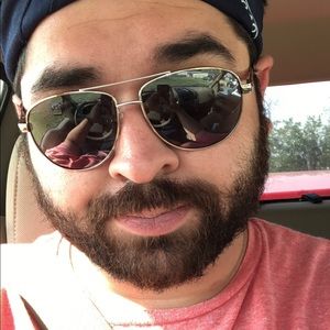 Meet your Posher, Blake